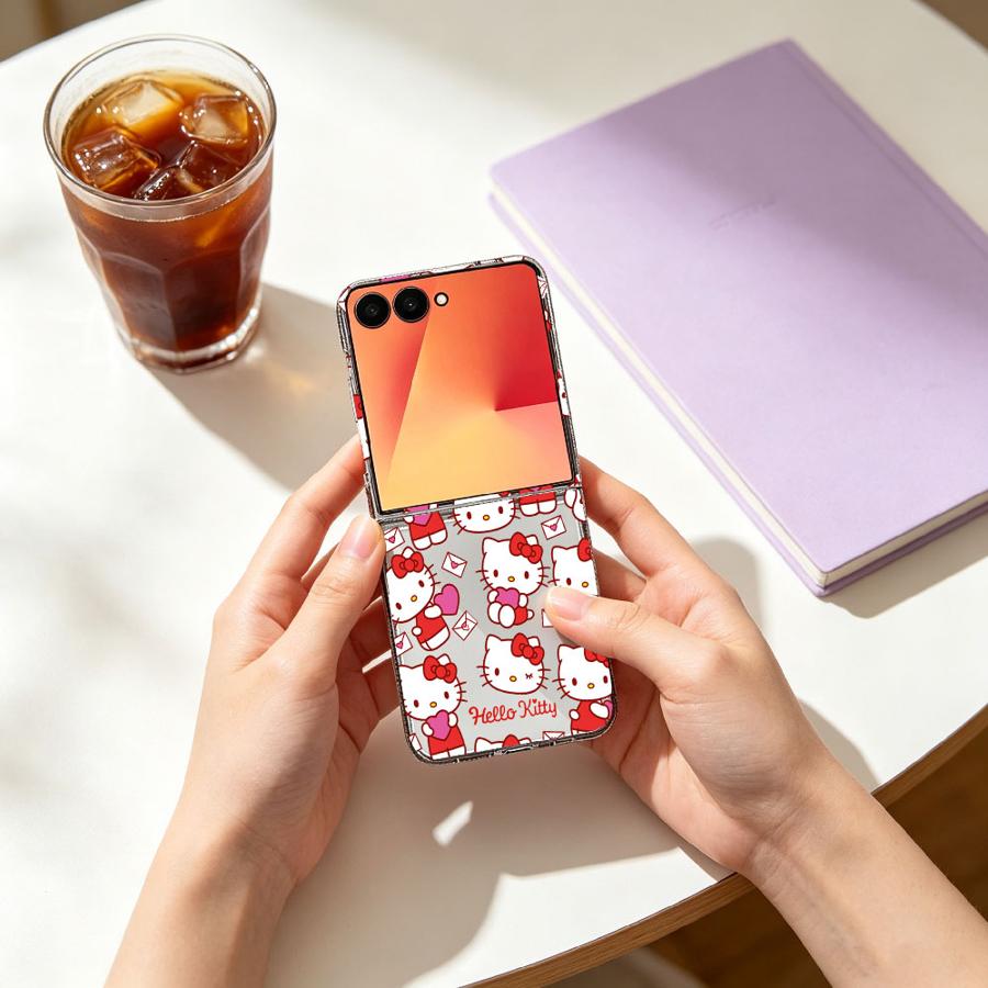 Sanrio Hello Kitty Phone Cover - Phone Cases Z Flip 7 recensione e prezzo