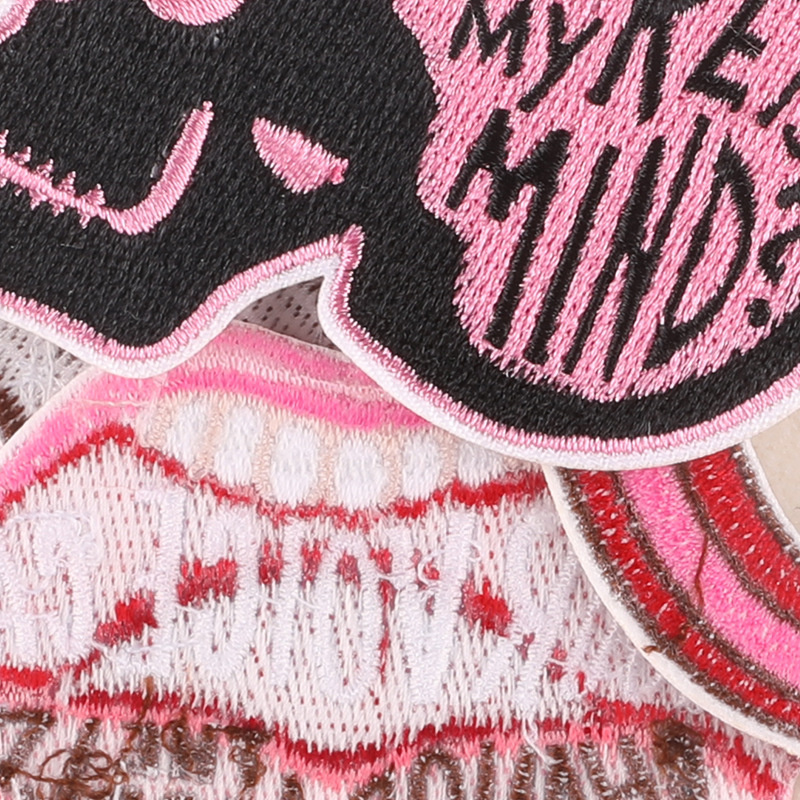 Iron On Patches Pink Girl Love - Phone Cases Eco Friendly recensione e prezzo