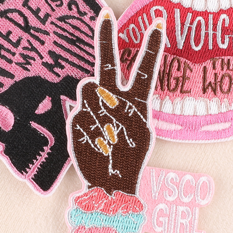 Iron On Patches Pink Girl Love - Phone Cases Eco Friendly recensione e prezzo