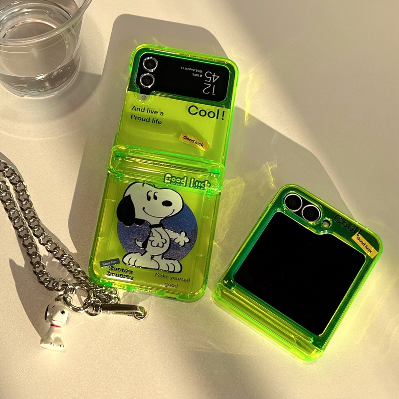 Cute Cartoon Peanut Snoopy Flu - Phone Cases Z Flip 7 recensione e prezzo