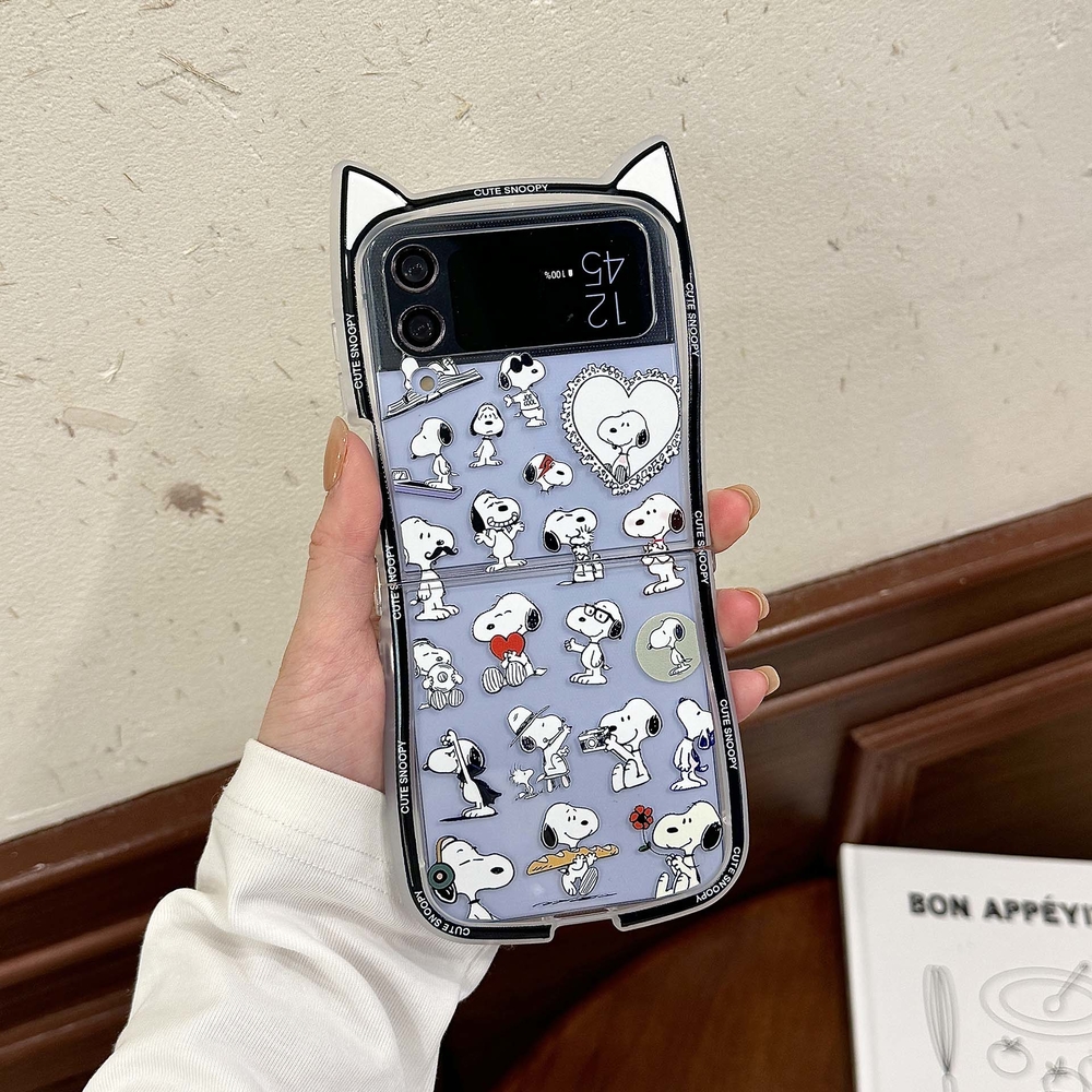 3D Cute Cartoon Snoopy Charlie - Phone Cases Z Flip 7 recensione e prezzo