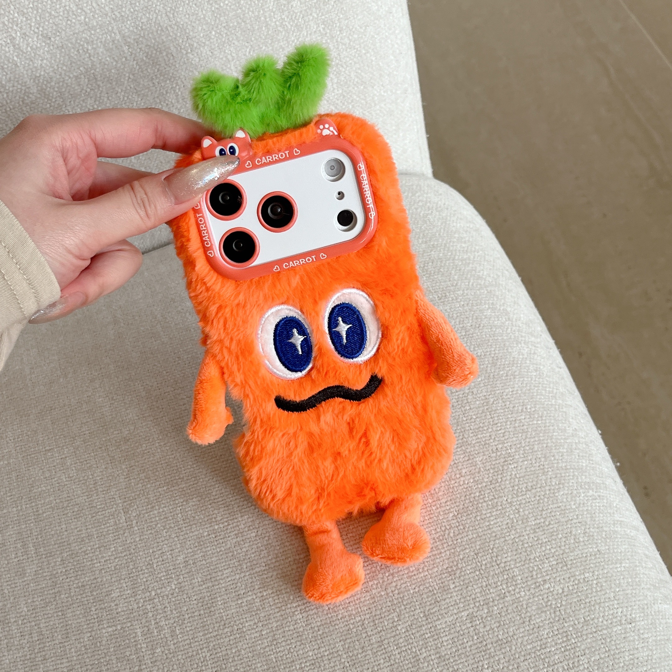 Cute Plush Phone Case with Qui - Phone Cases Iphone 15 recensione e prezzo